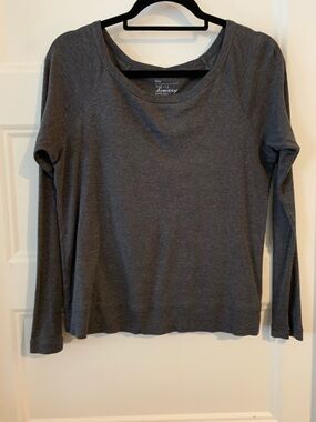 GAP Women's Long Sleeve Scoop Neck Tee - Charcoal Gray